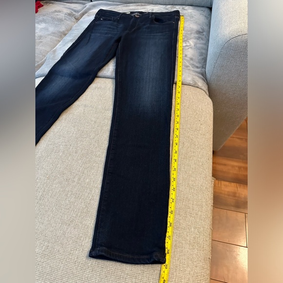 AG Adriano Goldschmied - Prima Mid-Rise Cigarette Jean - Size 31 - Picture 3 of 9